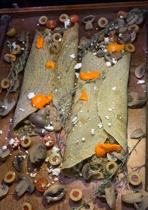 A picture of Healthy savoury crepes.