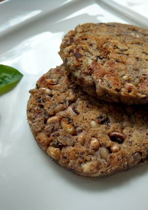 Una foto de Hamburguesas de porotos tape