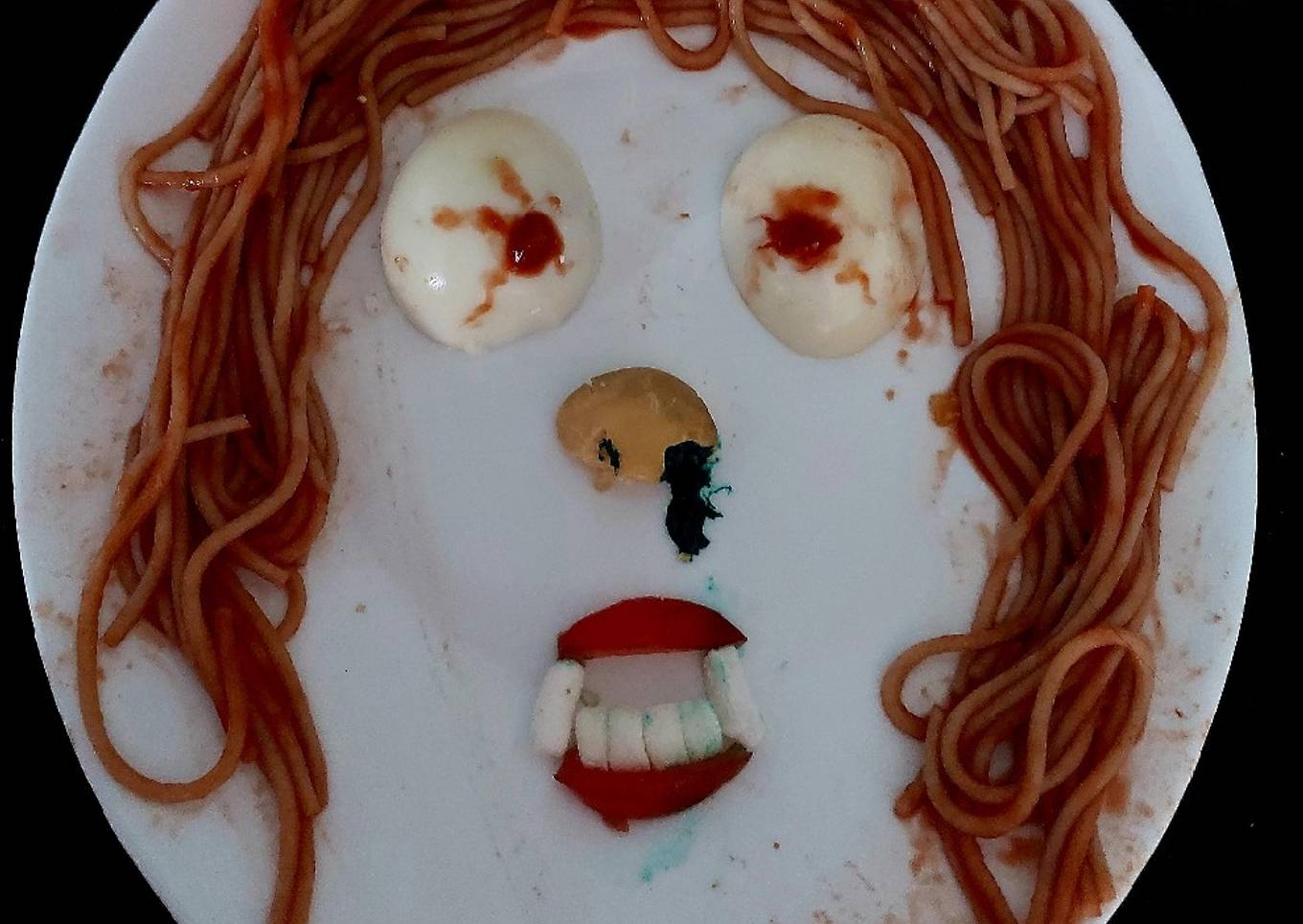 Kiddies Halloween Breakfast face