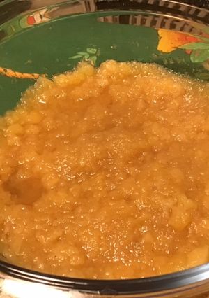 Une photo de Compote de pommes à l'abricot