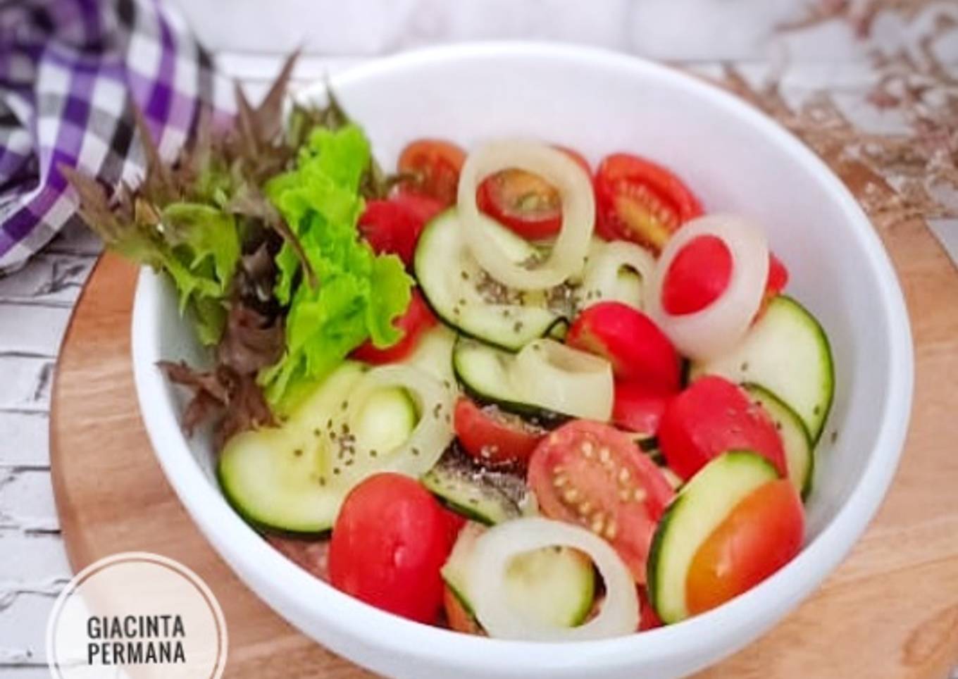 Salad Timun dan Tomat