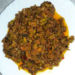 A picture of Masala Parwal sabzi.