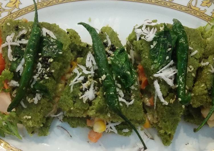Steps to Prepare Perfect Spinach Dhokla Sandwich