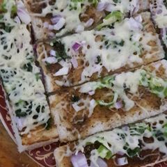 A picture of Garlic Bread.