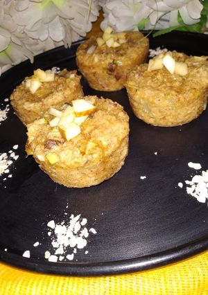 A picture of Baked Apple Oatmeal Cups.