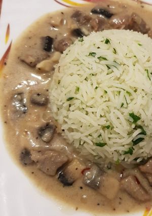A picture of Russian Beef Stroganoff.