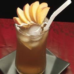 A picture of Apple Ginger Iced Tea.