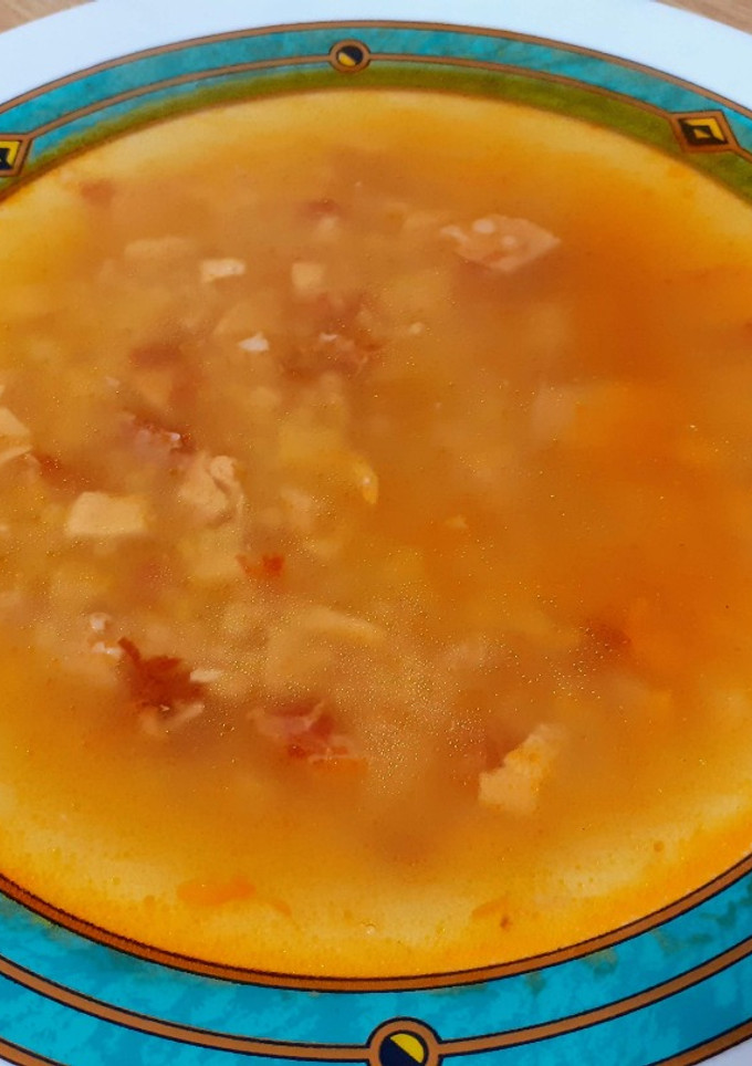 Una foto de Sopa de cocido de garbanzos