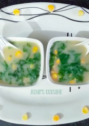 A picture of Spinach and corn soup.