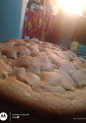 Una foto de Bizcochuelo con bananas y nueces