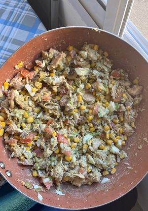 Una foto de Ensalada arcoíris de primavera
