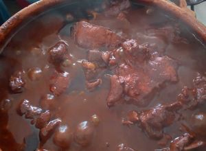 Una foto de Pollo y puerco a los 3 chiles