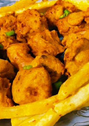 A picture of Chicken pakora with french fries 🍗🍟.