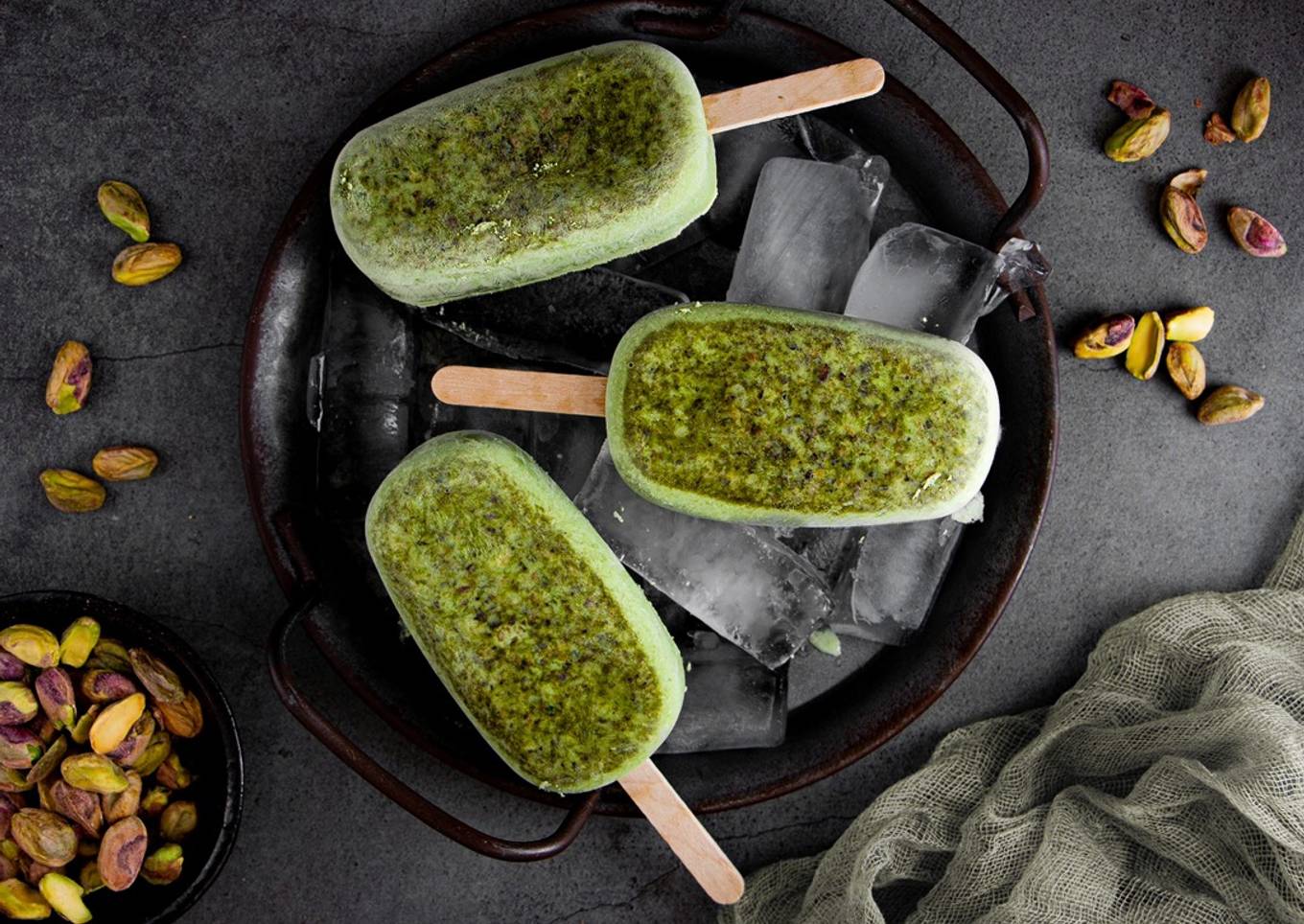 Vegan Matcha Pistachio Popsicles
