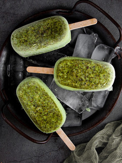 A picture of Vegan Matcha Pistachio Popsicles.