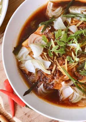 Hình của món Cá Mú Ngựa Chưng Sốt Cà Rốt Xì Dầu.