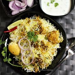A picture of Kolkata Style Mutton Biryani.