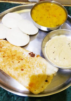 इडली (idli recipe in Hindi) रेसिपी मुख्य फोटो