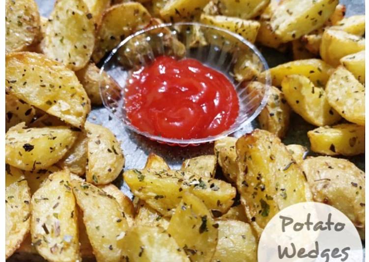 Simple Potato Wedges