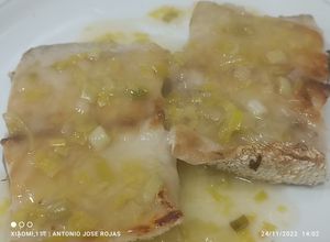 Foto principal de Corvina en salsa verde de puerro