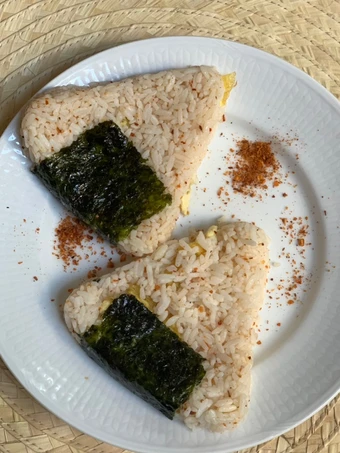 Cara Simple Menyiapkan Resep  Onigiri simple ala dapurVY yang Enak, Enak Banget