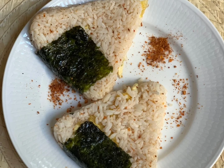 Cara Simple Menyiapkan Resep  Onigiri simple ala dapurVY yang Enak, Enak Banget