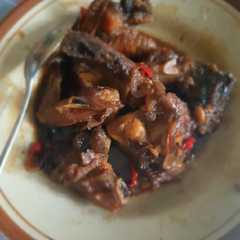 A picture of Ayam Kecap.