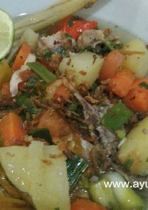 Foto resep Sop Ayam Kampung Pakai Slow Cooker, Gurih Nikmat dan Sehat