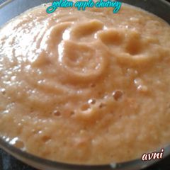 A picture of Golden apple chutney.