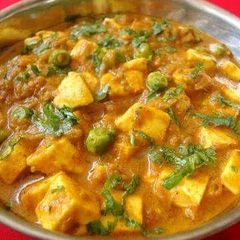 A picture of Matar paneer.