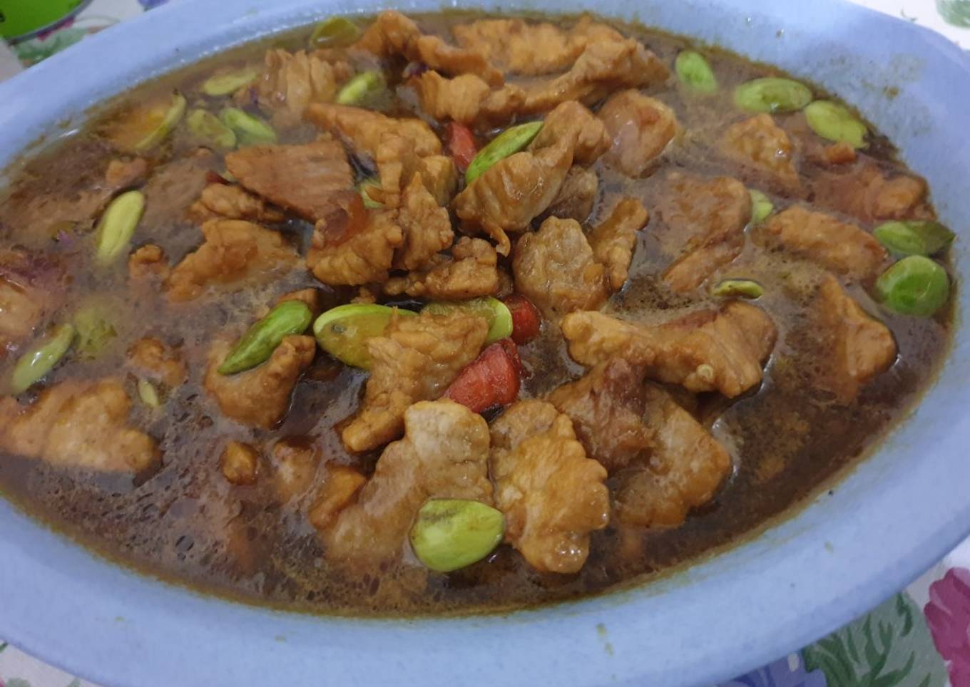 Babi pete kecap