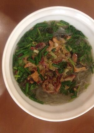 Hình của món Miến nấu lòng gà.