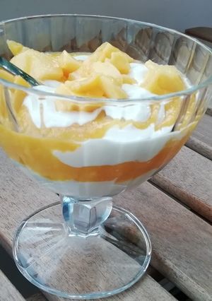 Mangós-túrókrémes desszert recept fotója