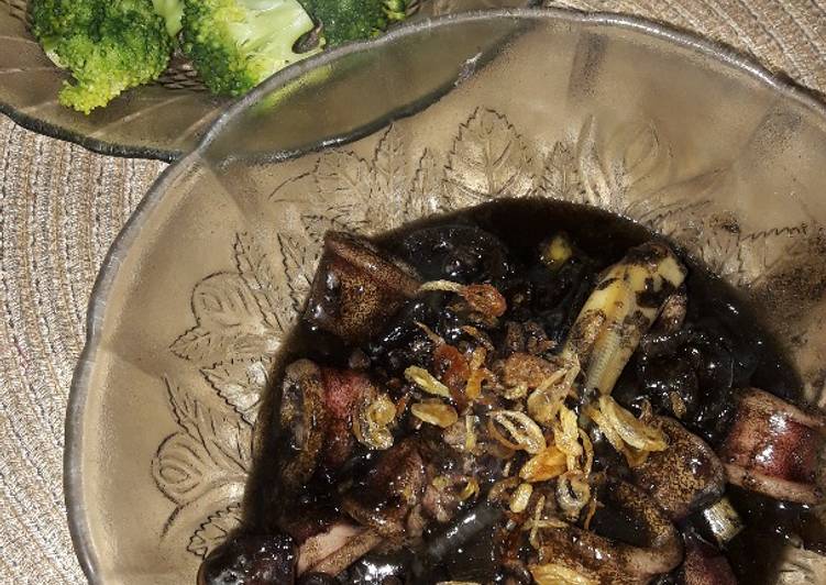 Resep Cumi item saus mentega Lezat