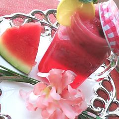 A picture of WATERMELOM LEMONADE #ramdankitayari #SummerDrinkscontest.