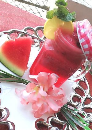 A picture of WATERMELOM LEMONADE #ramdankitayari #SummerDrinkscontest.