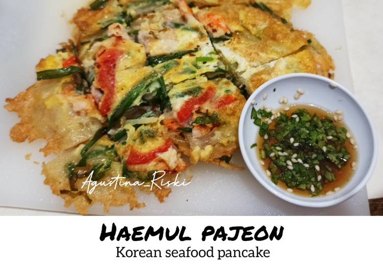 Haemul Pajeon _ Korean Seafood Pancake