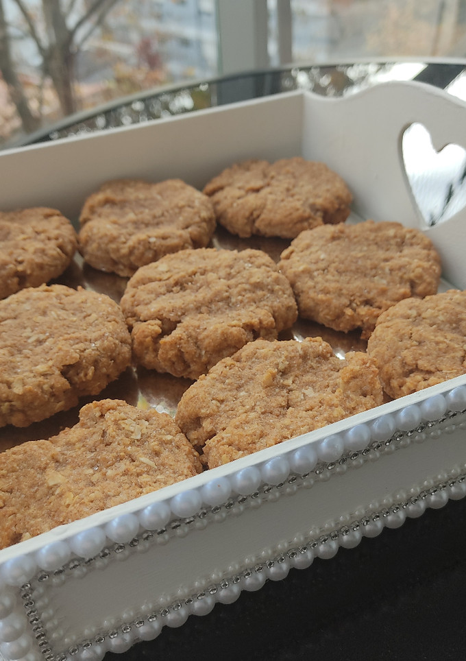 Una foto de Galletitas de avena, harina integral y miel ⚡
