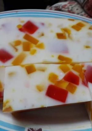 A picture of Jelly pudding.