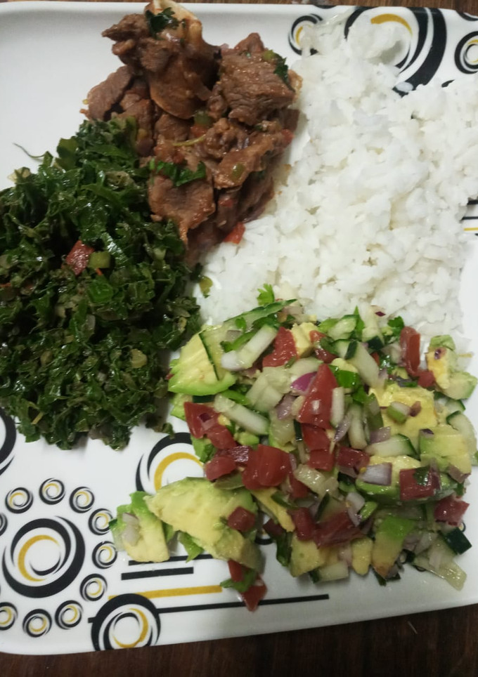 A picture of Cucumber ovacado Salsa.