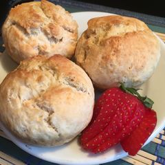 A picture of No yeast rolls.