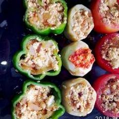A picture of Stuff tricolour vegetables.
