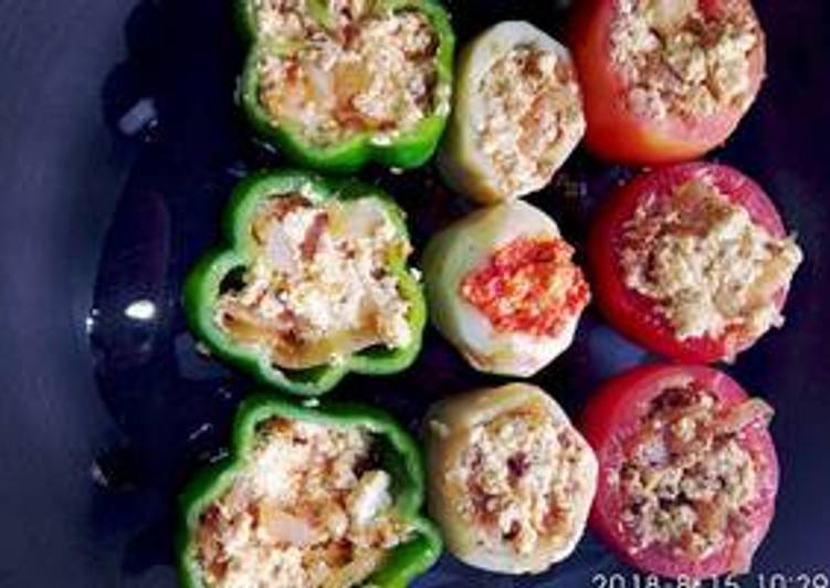 Stuff tricolour vegetables