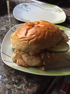 A picture of Bread Sandwich.