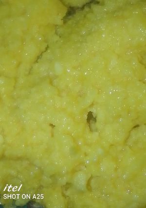 A picture of Egg and bread halwa.