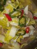 Tumis sawi putih dan bakso