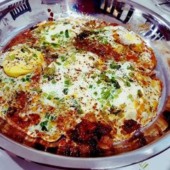 A picture of Egyptian Shakshuka.