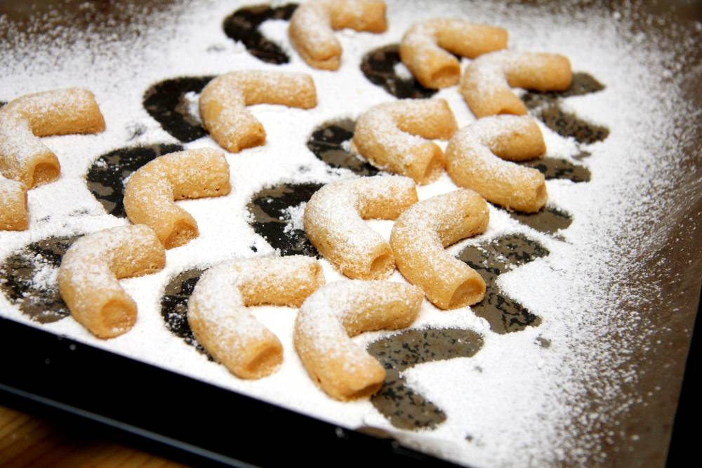 Klasszikus hókifli recept recept fotó