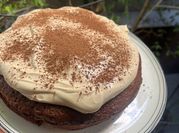 Una foto de harina preparada de chocolate