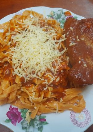 Una foto de Fideos caseros de morrón